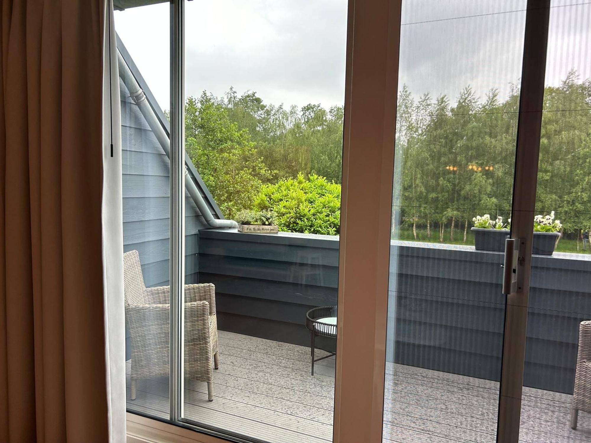 T'Hus Bed & Breakfast Katlijk Exterior foto